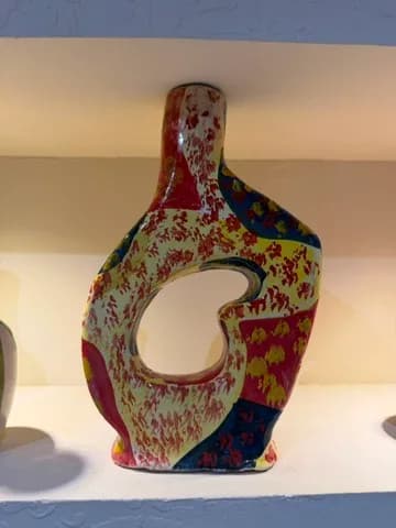 Vase ajouré en céramique multicolore