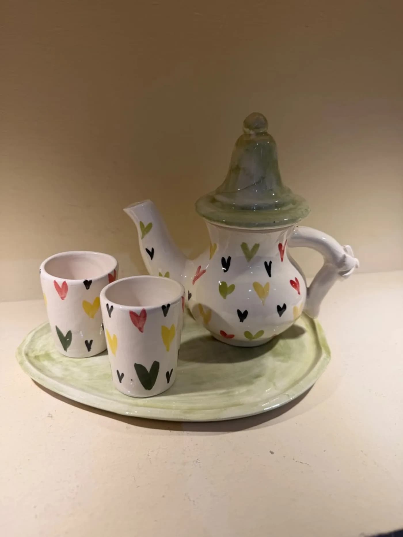 Ensemble théière & verres à cœurs