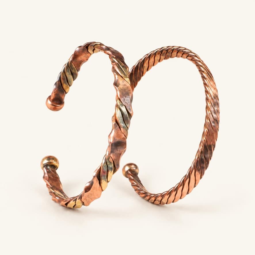 Bracelet jonc torsadé cuivré