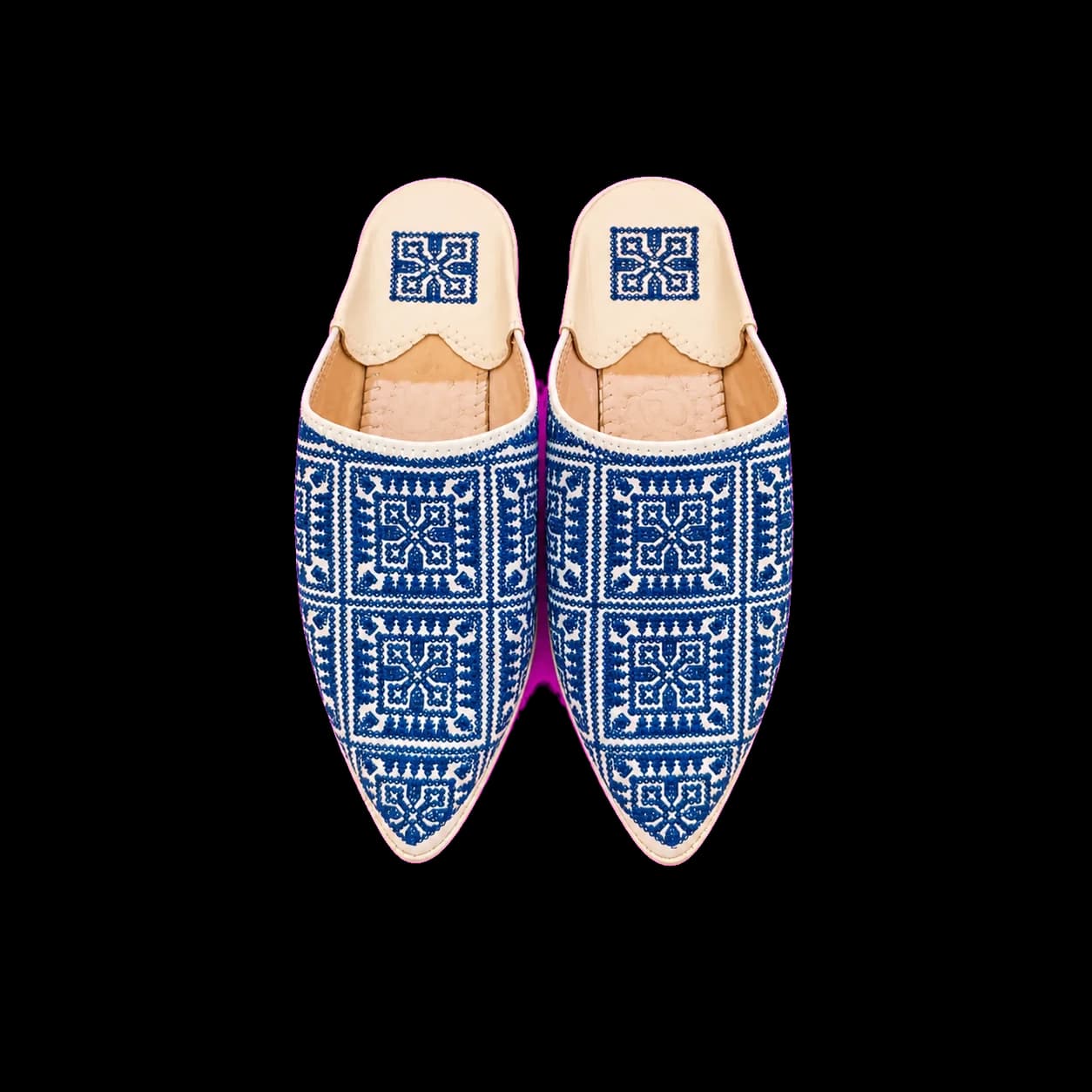 Babouches pointues brodées motif fassi (bleu)