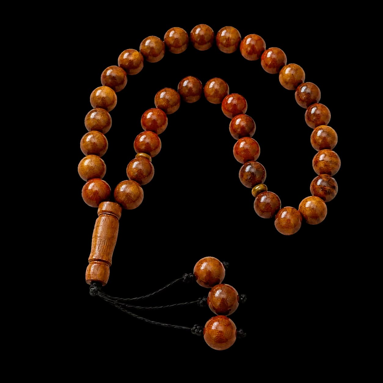 Chapelet (sebha) en bois de thuya — perles brun-rouge
