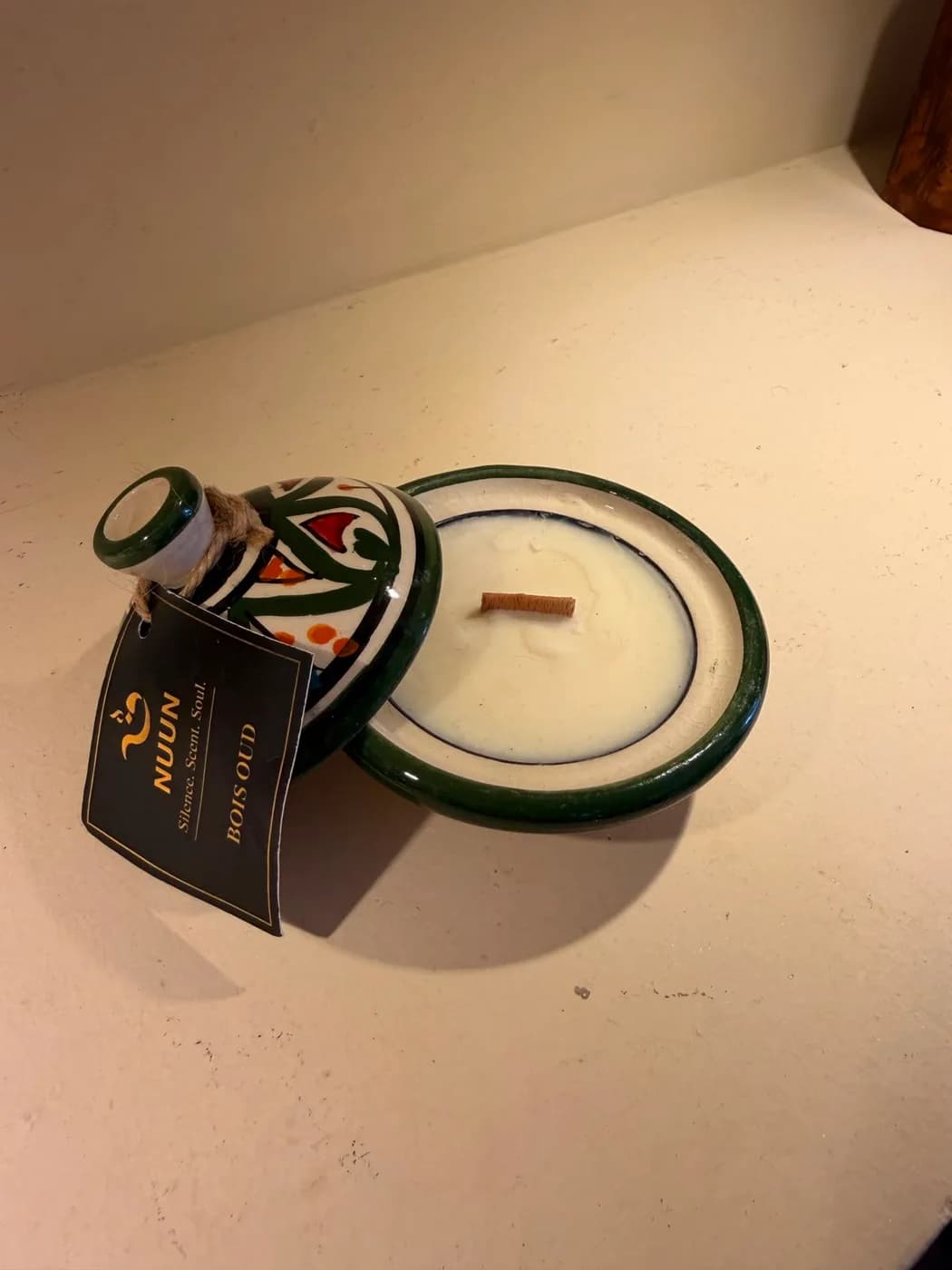 Bougie parfumée NUUN — Tajine Bois Oud (vert)