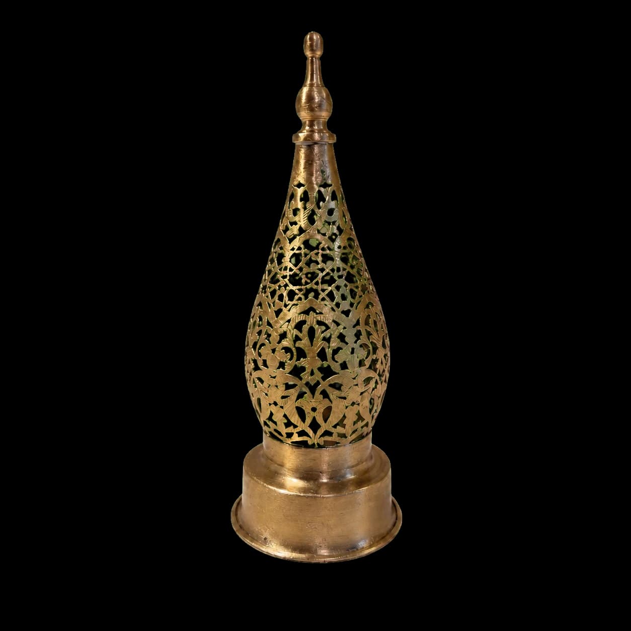 Lampe de table en cuivre ajouré — goutte élancée à fleuron. (18/7 cm)